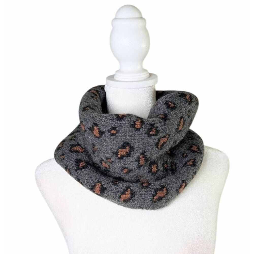 Ann Taylor Gray & Tan Wool Alpaca Blend knit Animal print tube scarf neck cuff